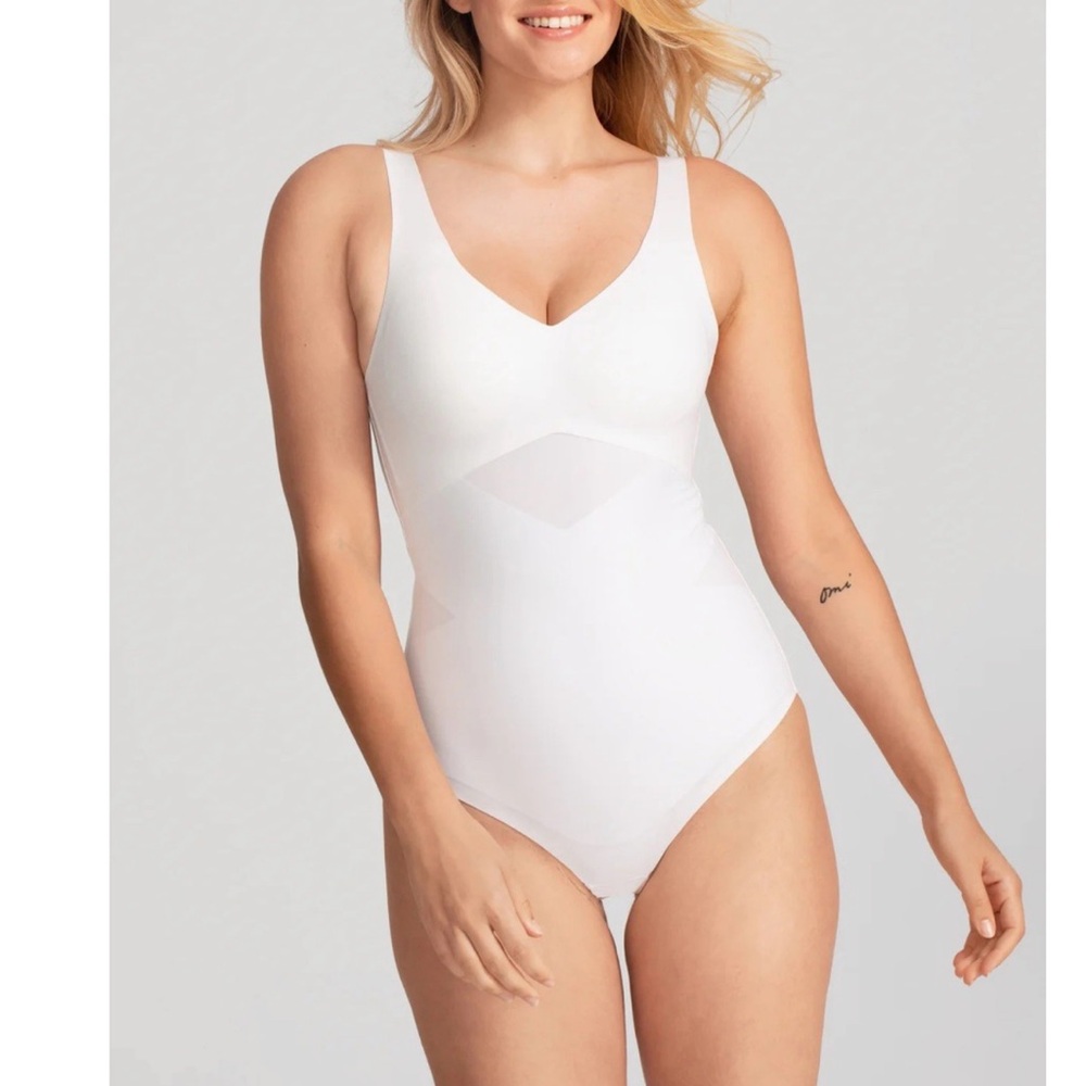 NWT Honeylove liftwear tank bodysuit small white